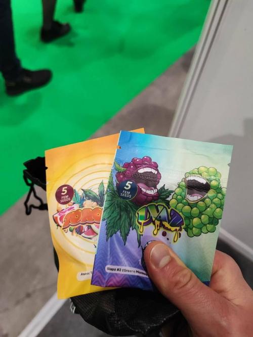 AC Infinity 3x3 grow. Week 0 - Cannafest 2024    Black Tuna Seeds