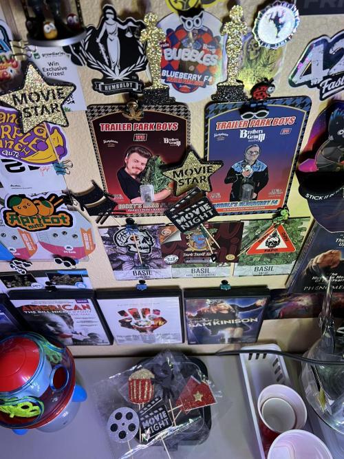 Montel tragic rise fall of Jar Jar Binks. Week 0 - 12/19 12am...propl wall Movie Star....