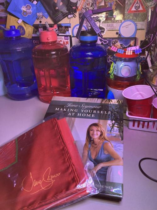 Montel tragic rise fall of Jar Jar Binks. Week 2 - 1/2/2026, 9:32 AM Jane Seymour, everybody!!!!