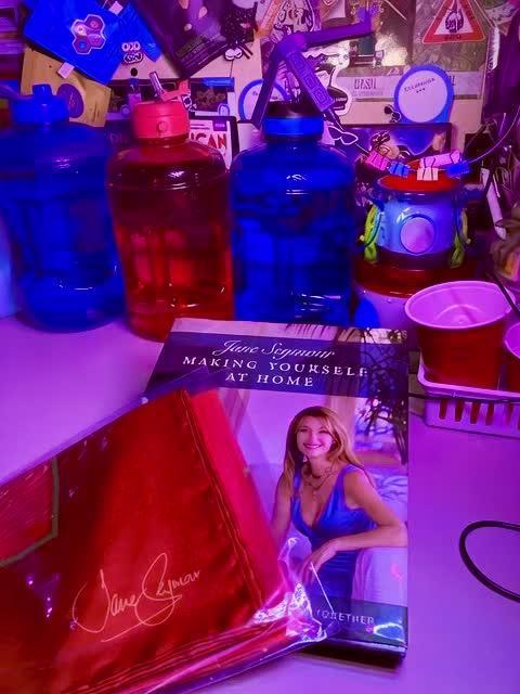 Montel tragic rise fall of Jar Jar Binks