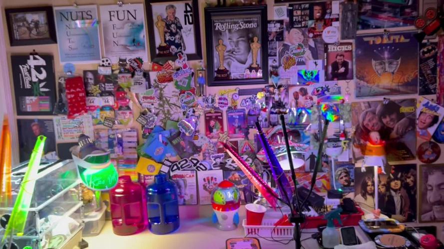 🥊🥧🍧🐐☕️🐓🔩🍌