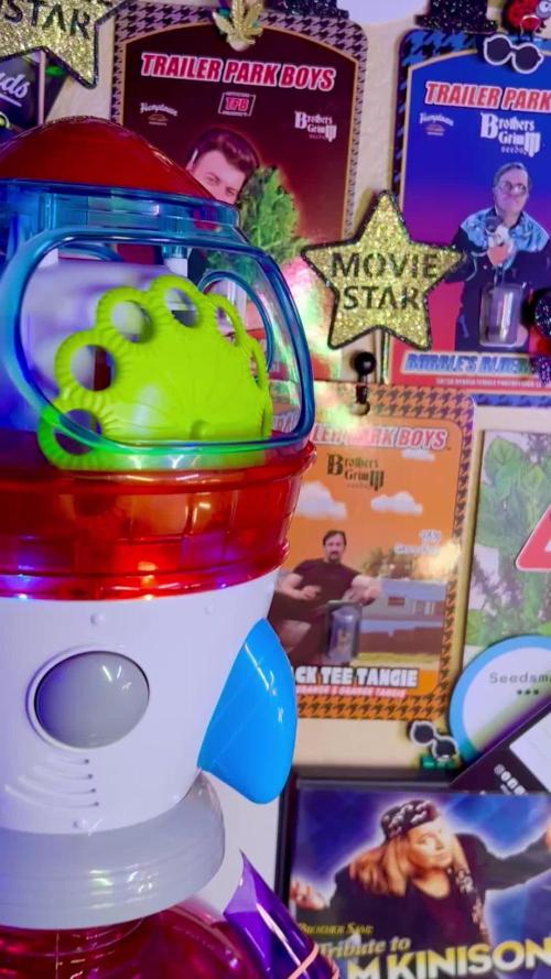 Montel tragic rise fall of Jar Jar Binks