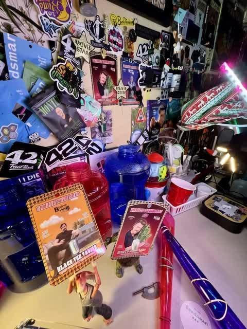 Montel tragic rise fall of Jar Jar Binks