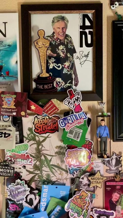 🥊🥧🍧🐐☕️🐓🔩🍌