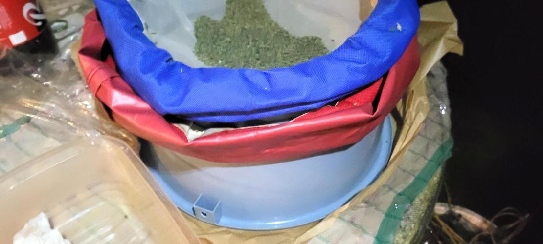 Yellowbeard's Hidden Stash. Week 16 - Dry sift 220 + 160