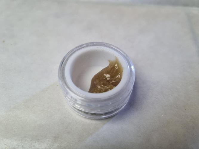 Amazing smelling 70% sativas. Week 16 - Dry-Sift-Rosin
