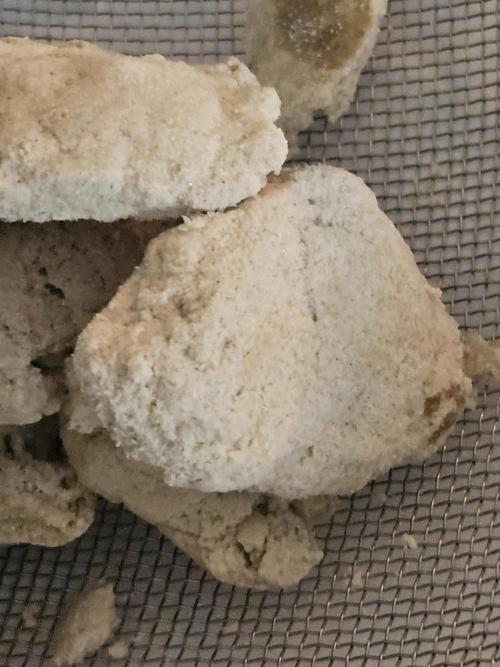 Astronaut Status #24. Week 16 - Bubblehash from outdoor harvest