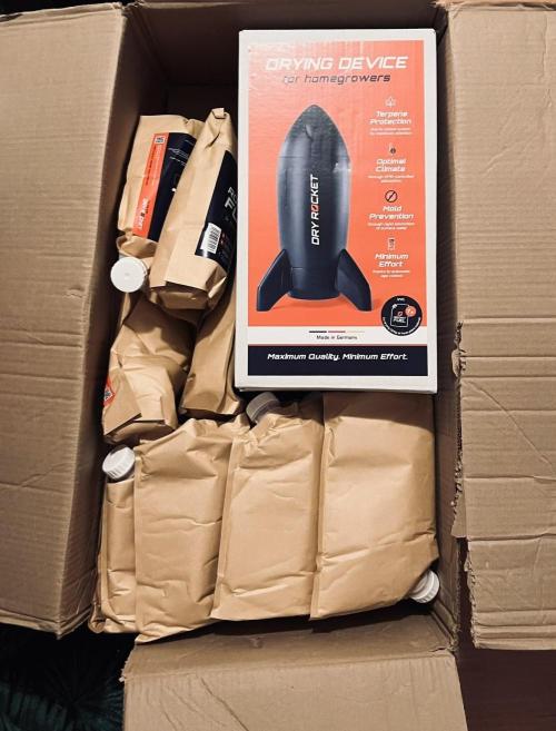 Lemon Cherry Runtz. Week 16 - The DryRocket has finally arrived