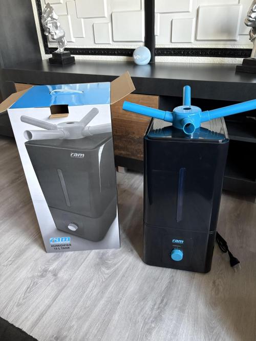 Green420_germany‘s growdiaries. Week 2 - Neuer RAM Luftbefeuchter da er mit GrowControl super funktioniert 
