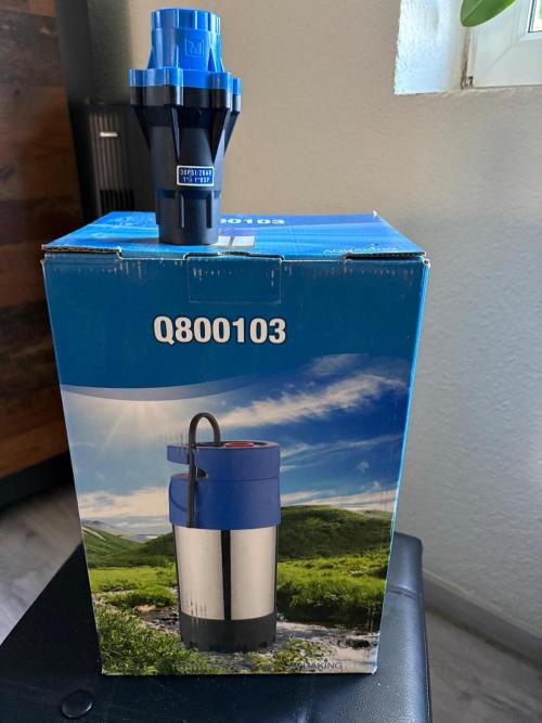 Grow Room 1. Week 3 - Neue Starke Tauchpumpe 
AquaKing Q 800103 mit 3 Bar Druck