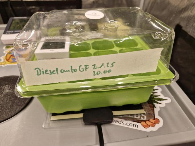 Ganja Farmer x HydroHackz 2026#1 Test. Week 0