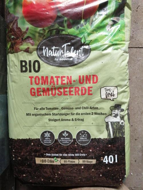 White Truffle Indoor 2025. Week 0 - Unsere Erde