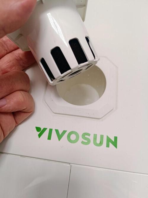 Diablo Rojo XL Auto in the VGrow DWC. Week 1