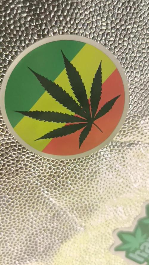 2x FastBuds 1x Barneys Farm