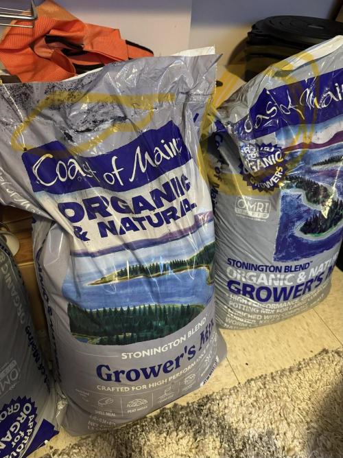 4’x8’ AI Control Tent: 5 Strains. Week 1