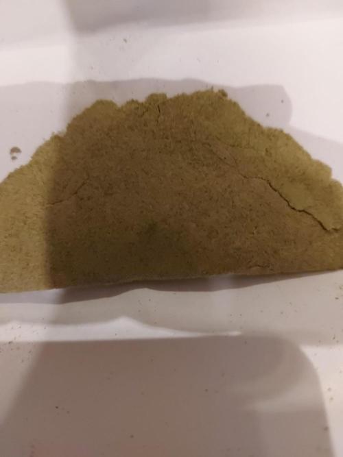 dry de feuille 1 plante. Week 28 - 7 grames pour des feuilles