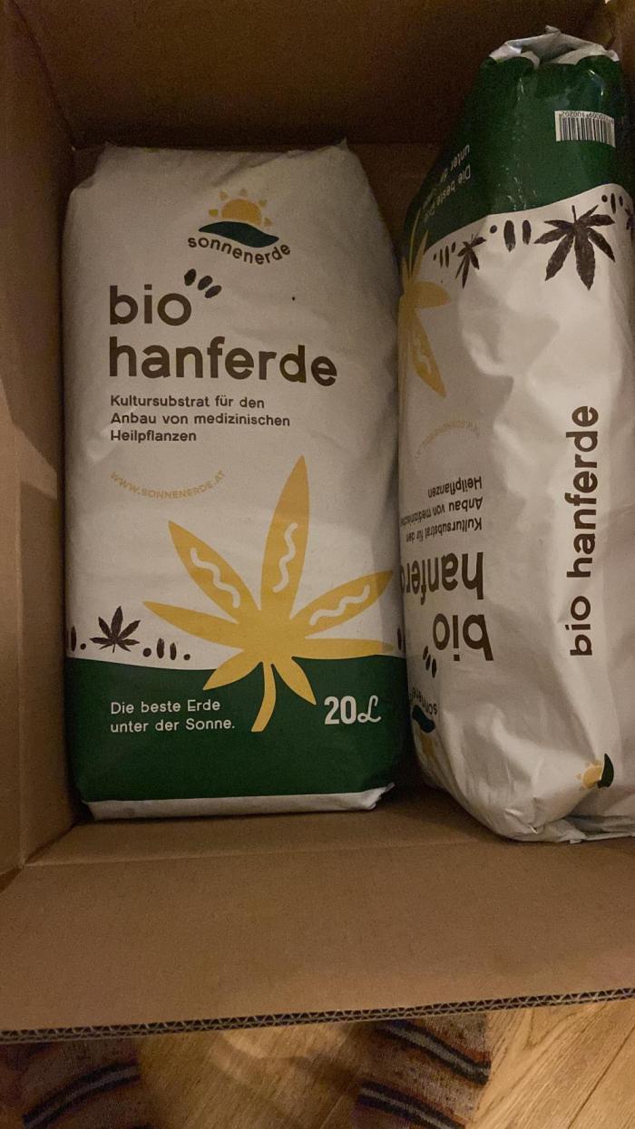 Papaya Cookies Auto Living Soil. Week 0 - Living Soil