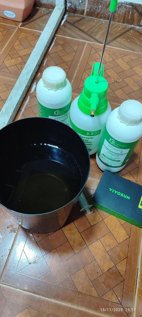 Cultivando con C21 Nutrients. Week 0 - Preparación del riego vegetativo, con los mejores fertilizantes de Colombia