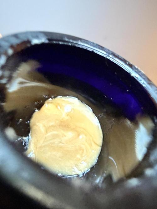 Lemonpaya coco fall 2025. Week 13 - Pressed 1.3 grams of hash to see clarity of product. Very terpy product