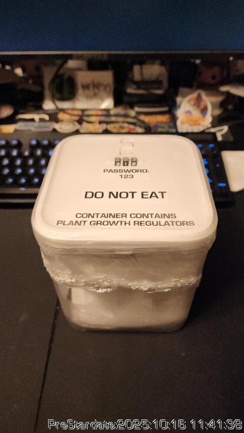 Heady OG BX1 - Mendo Dope - Fabric Pots Scrog. Week 26