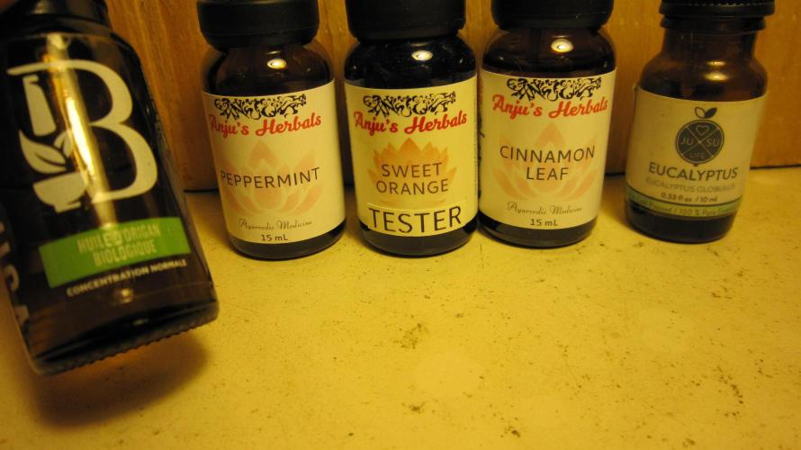 Runtz Mintz Cream by SnowShoe Joe. Week 6 - Essential Oils I had and was working with. That's Organic Oregano Oil being held