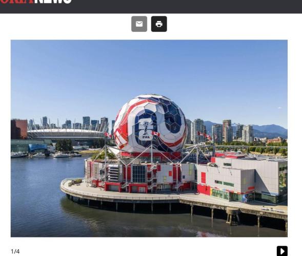 Banana 🍌 Gold Rush  🏆💰🌟. Week 10 - Vancouver B.C. Canada. That's the painted Science World
BC place  is on the left