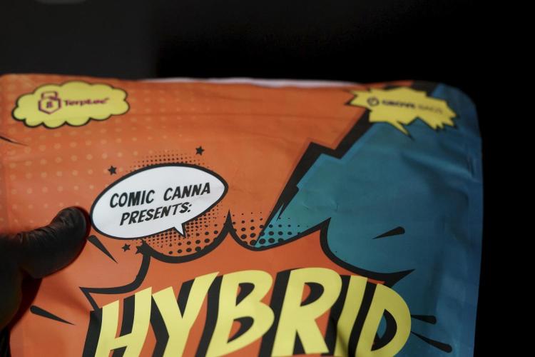 White Widow @Zamanesia-Playing classics. Week 13 - White Widow 