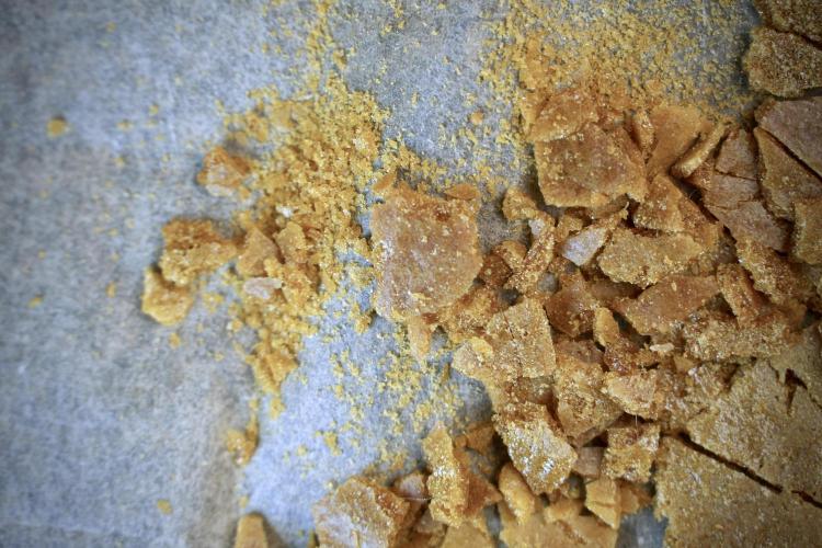 BHO Extraction. Week 13 - path 02, crumble style 4 months cold cured 