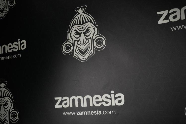 LSD Zamnesia Trippping. Week 15 - setting up the mood 