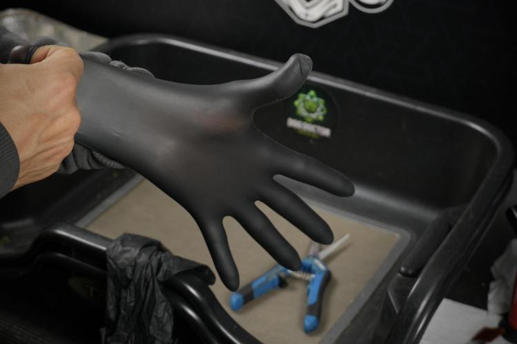 GMO Cookies Served with extra curiosity. Week 15 - Gloves on