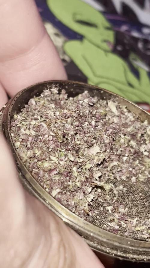 STRAWBERRY TRUFFLE