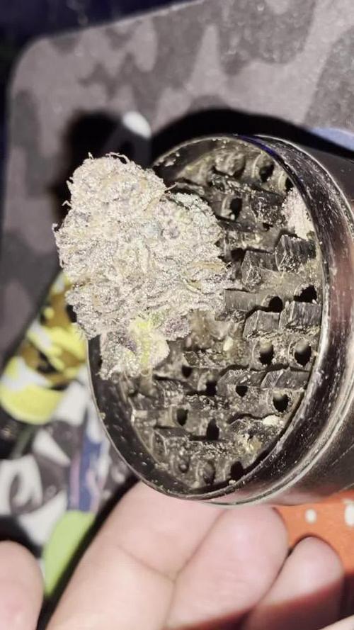 STRAWBERRY TRUFFLE
