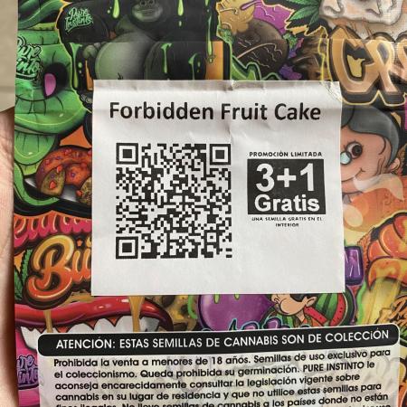 Forbidden Fruit Cake - Pure Instinto.