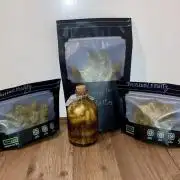 PINEAPPLE GLUE🍍🦍& PassionFruitz