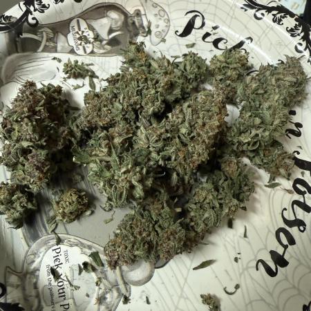 How do you open a banana? With a mon-key