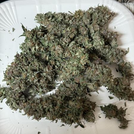 How do you open a banana? With a mon-key