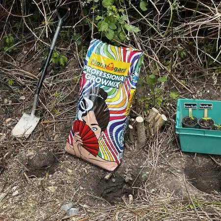 The Hobbit Hole Outdoor Grow 2026