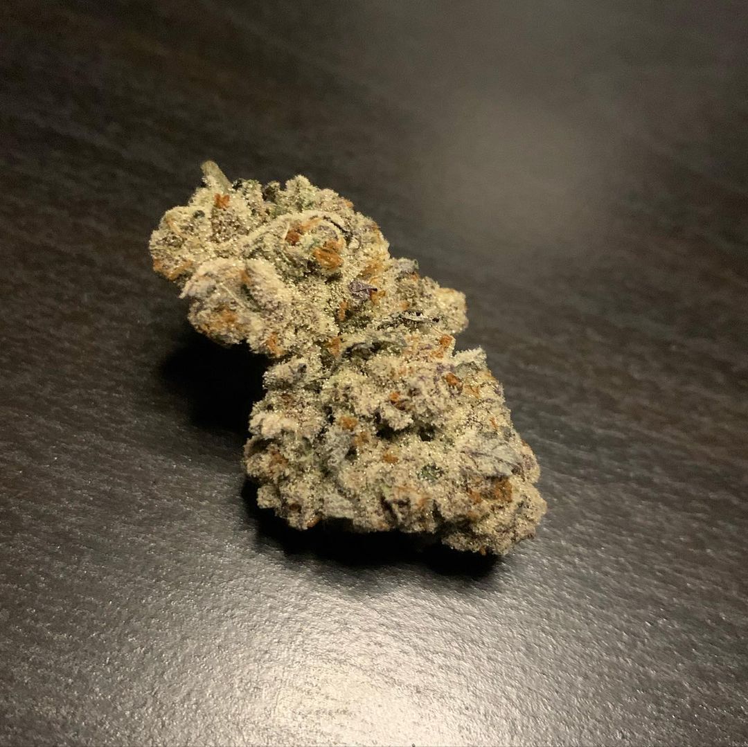 Snow Flurry Strain Info / Snow Flurry Weed By In House