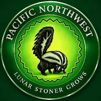 LunarStonerGrows