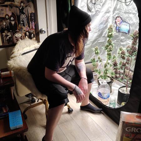 Scottydarkmoonbuds