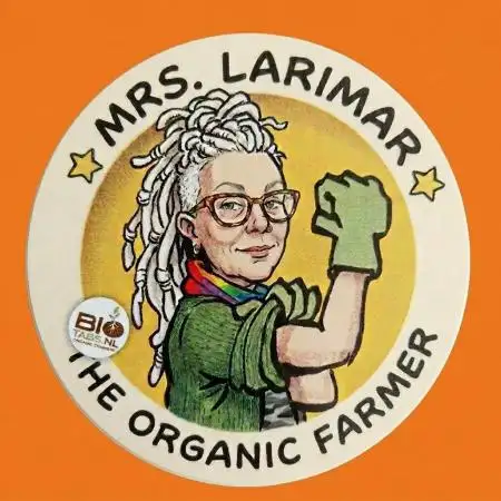 Mrs_Larimar